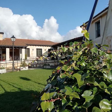 Alojamiento Rural La Henera San Juan de Ortega Extérieur photo