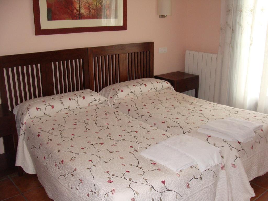 Alojamiento Rural La Henera San Juan de Ortega Chambre photo